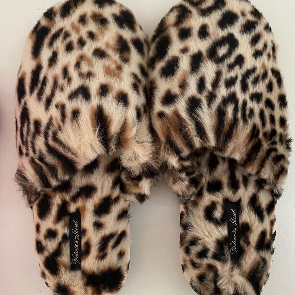 Victoria’s Secret Slippers